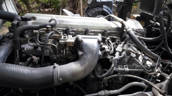 ขายหัวลากสิบล้อ HINO FM 1JKPA  เครื่อง j o 8 - 260 แรง รถห้างแท้ เครื่องดี คัสซีสวย ภายในครบ แอร์เย็นฉ่ำ พร้อมใช้งาน