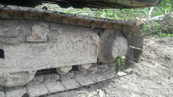 PC60-6..KOMATSU.รถใช้งานอยู่ มีบุ้งกี้ รถมีเอกสารอินวอยล์ทำสี มาร์ค8