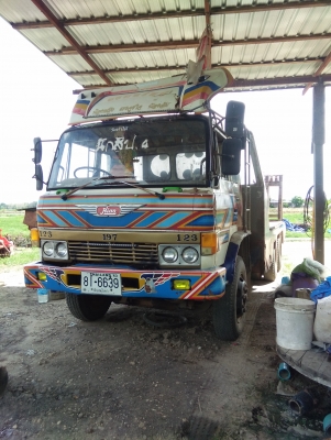 ขาย10ล้อฮีโน่f17สองเพลาเทลเลอร์บรรทุกรถเกี่ยวข้าว ขาย10ล้อฮีโน่f17สองเพลาเทลเลอร์บรรทุกรถเกี่ยวข้าว