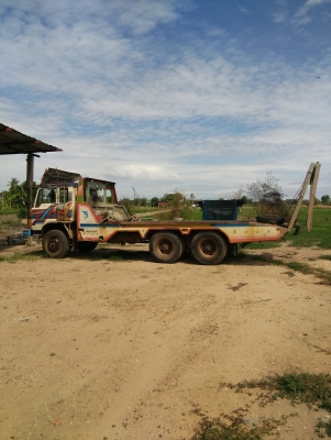 ขาย10ล้อฮีโน่f17สองเพลาเทลเลอร์บรรทุกรถเกี่ยวข้าว ขาย10ล้อฮีโน่f17สองเพลาเทลเลอร์บรรทุกรถเกี่ยวข้าว