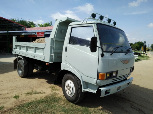 ขายรถ6ล้อดั้มHINO FC117สภาพดีมากๆราคา375000บาท