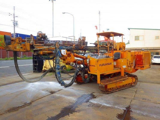 Furukawa HCR-C180RS สภาพสวย นำเข้าจากญี่ปุ่น รถถึงเมืองไทยแล้วครับ สภาพดีมาก ๆ