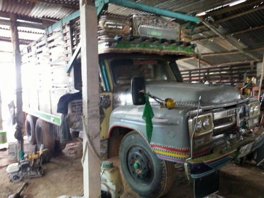 ขายรถ10ล้อ 2เพลาใหญ่ FUSO สโลเกียร์กลาง เครื่อง175แรง สภาพพร้อมใช้งาน เอกสารพร้อมโอน ราคา280,000 สนใจโทร 090-8588220คุณนะ 093-3258446คุณบิว หรือเข้าดูสินค้าอื่นๆได้ที่ www.narong2truck.com หรือ www.truck.in.th/498 หรือเพจFacebook ณรงค์ ซื้อขายรถมือสอง (เว