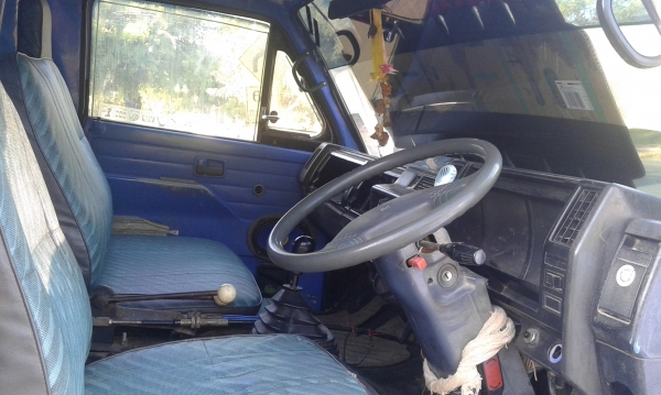 ขายรถหกล้อสภาพดี ไม่เคยมีอุบัติเหตุ