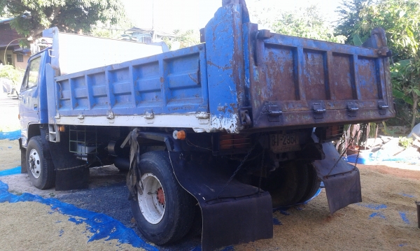 ขายรถหกล้อสภาพดี ไม่เคยมีอุบัติเหตุ