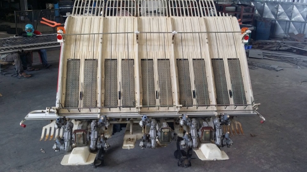 รถดำนานั่งขับ ISEKI  รุ่น PG5 เก่าญี่ปุ่น  ดำนา 5 แถว สภาพสวย