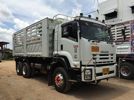 ขาย DECA 360 ปลายปี 55 ( 10 ธันวาคม 55 ) ดั้มสามมิตรแท้ สั่งต่อพิเศษจากสามมิตร กระบอก 20 ตัน ลูกพ่วงยาว 7 เมตร