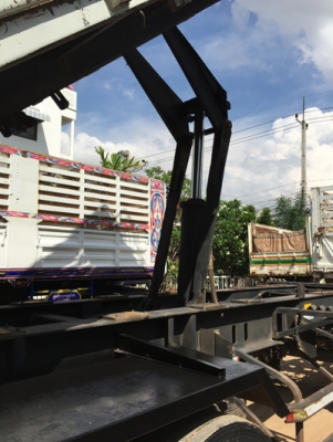 ขาย DECA 360 ปลายปี 55 ( 10 ธันวาคม 55 ) ดั้มสามมิตรแท้ สั่งต่อพิเศษจากสามมิตร กระบอก 20 ตัน ลูกพ่วงยาว 7 เมตร