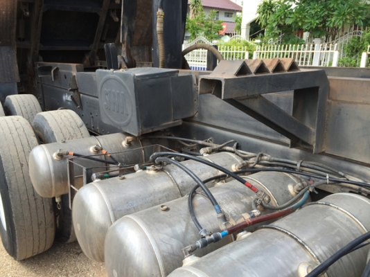 ขาย DECA 360 ปลายปี 55 ( 10 ธันวาคม 55 ) ดั้มสามมิตรแท้ สั่งต่อพิเศษจากสามมิตร กระบอก 20 ตัน ลูกพ่วงยาว 7 เมตร