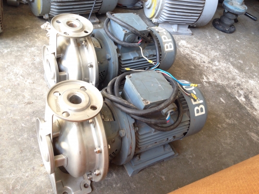 ขายปั้มน้ำหอยโข่งหัวปั้มสแตนเลส Kawamoto made in Japan 5HP. 380V ขนาดเข้า 2นิ้ว ออก 1นิ้ว สภาพสวยมาก วิ่งนิ่มพร้อมใช้งาน มี 2ตัวครับ