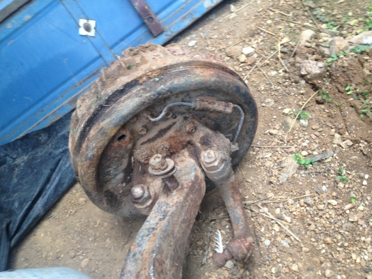 ขายเพลาหน้ารถหกล้อ