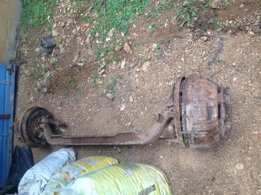 ขายเพลาหน้ารถหกล้อ