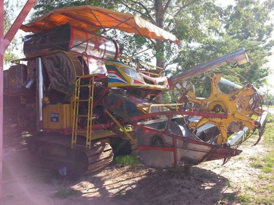 ขายรถเกี่ยวข้าว เกษตรพัฒนา ไอ้หนุ่มไวไฟ ปี53 รถสวย เครื่องJO8Cเทอร์โบ 260แรง สภาพพร้อมใช้งาน สนใจโทร 090-8588220คุณนะ 093-3258446คุณบิว หรือเข้าดูสินค้าอื่นๆได้ที่ www.narong2truck.com หรือ www.truck.in.th/498 หรือเพจFacebook ณรงค์ ซื้อขายรถมือสอง (เว็บไซ