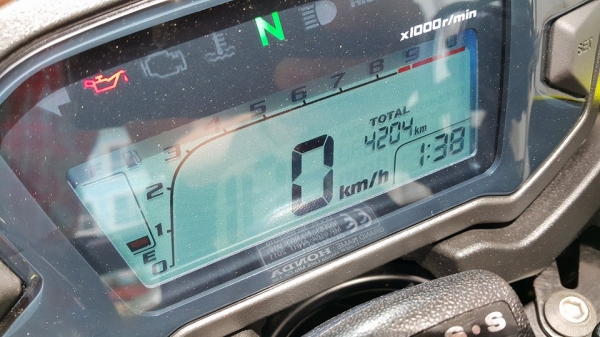 CB500F 2016 รถอายุ 3 เดือน 4000 โล มีป.ชั้น1 ไร้ริ้วรอยดั่งรถใหม่ CB500F 2016 รถอายุ 3 เดือน 4000 โล มีป.ชั้น1 ไร้ริ้วรอยดั่งรถใหม่