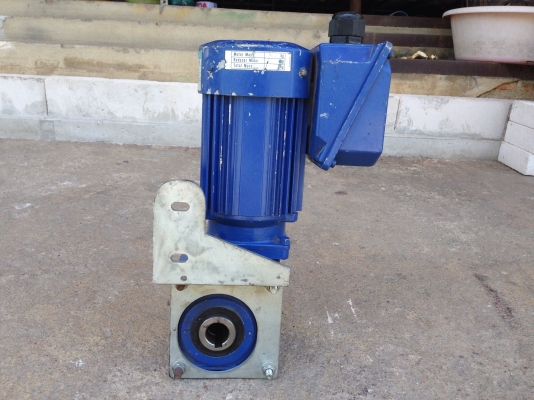 ขายมอเตอร์เกียร์ Hyponic drive Sumitomo 0.4kw. 0.5HP. 380V อัตราทด 1:30 เพลาออกประมาณ 48รอบต่อนาที สภาพสวย วิ่งนิ่ม พร้อมใช้งาน