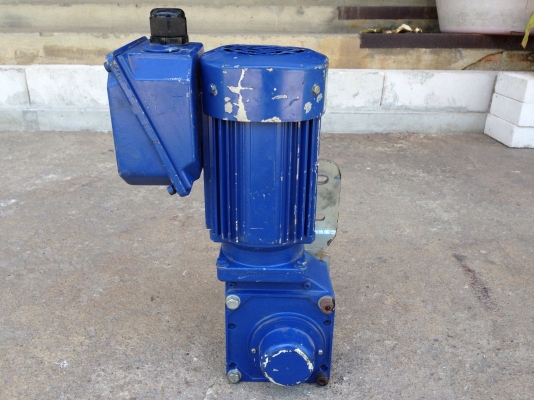 ขายมอเตอร์เกียร์ Hyponic drive Sumitomo 0.4kw. 0.5HP. 380V อัตราทด 1:30 เพลาออกประมาณ 48รอบต่อนาที สภาพสวย วิ่งนิ่ม พร้อมใช้งาน ขายมอเตอร์เกียร์ Hyponic drive Sumitomo 0.4kw. 0.5HP. 380V อัตราทด 1:30 เพลาออกประมาณ 48รอบต่อนาที สภาพสวย วิ่งนิ่ม พร้อมใช้งาน