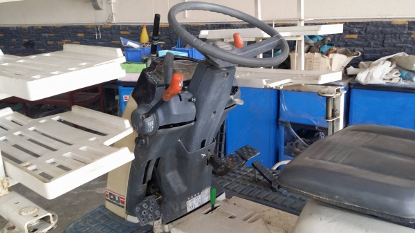 รถดำนานั่งขับ ISEKI  รุ่น PA500D-W เก่าญี่ปุ่น  ดำนา 5 แถว สภาพสวย