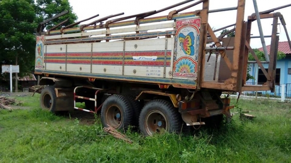 ขายรถพ่วงแม่ลูก ดั้ม320ปี47 รถสวยสภาพดี กระบะดั้มมิเนียม สภาพพร้อมใช้งาน เอกสารพร้อมโอน ราคา1,850,000 สนใจโทร 090-8588220คุณนะ 093-3258446คุณบิว หรือเข้าดูสินค้าอื่นๆได้ที่ www.narong2truck.com หรือ www.truck.in.th/498 หรือเพจFacebook ณรงค์ ซื้อขายรถมือสอ