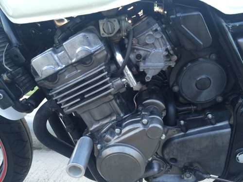 ขาย cb400 ปี 93 สวยๆ เอกสาร สรรพสามิต แท้ๆ  52000 ด่วนๆคับ