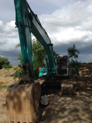 KOBELCO SK200 M5 ลดราคาเหลือ 600,000 บาท.