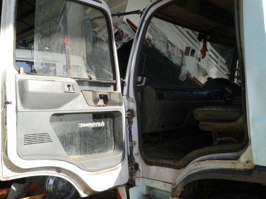 รถฮีโน่ 10 ล้อ บรรทุกน้ำมัน FM1J 210 แรงม้า. ปี 42.   สนใจติดต่อ  081 - 6079515