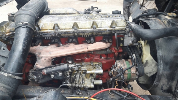 รถฮีโน่ 10 ล้อ บรรทุกน้ำมัน FM1J 210 แรงม้า. ปี 42.   สนใจติดต่อ  081 - 6079515