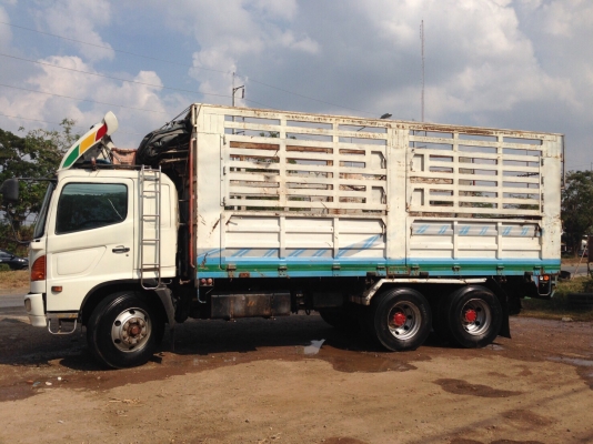 รถฮีโน่ 10 ล้อ รั้ว ( ไม่ดั้ม ) FL1J 260 แรงม้า. ปี 51.    สนใจติดต่อ  081 - 6079515