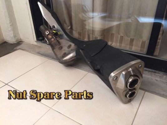 ท่อเดิม kawasaki z800 แท้ ราคา 2,500 บาท