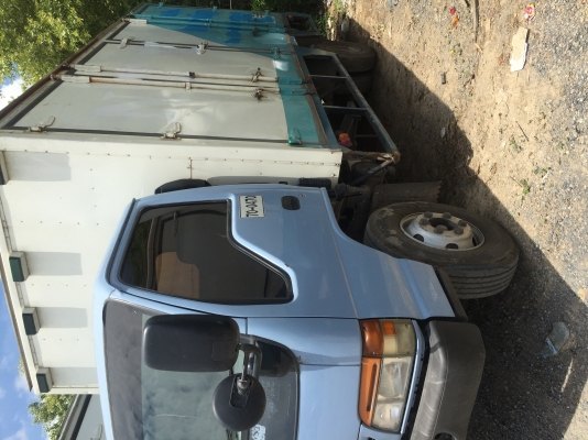 ขายด่วนรถ 6 ล้อตู้ 10 บาน