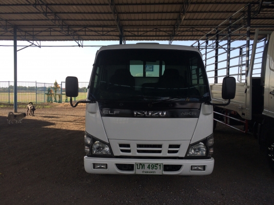 ISUZU NKR ปี49 เครื่องยนต์100แรงม้า พวงมาลัยพาวเวอร์ กระบะเหล็กต่อใหม่ ป้ายเล็กไม่ติดเวลาสภาพสวยพร้อมใช้งาน