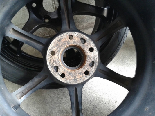 ขอบ17นิ้ว5รู114 พร้อมยาง สวยๆ 4 ล้อ ราคา 7200 บาท