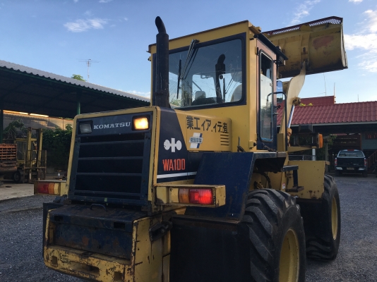 ขายรถตัก Komatsu WA 100-1 รถนอกนำเข้าจากญี่ปุ่น100\% ยังไม่เคยใช้งานในเมืองไทย สภาพสวยมากๆ พร้อมใช้งาน ราคาถูกมากๆ  081-9485494