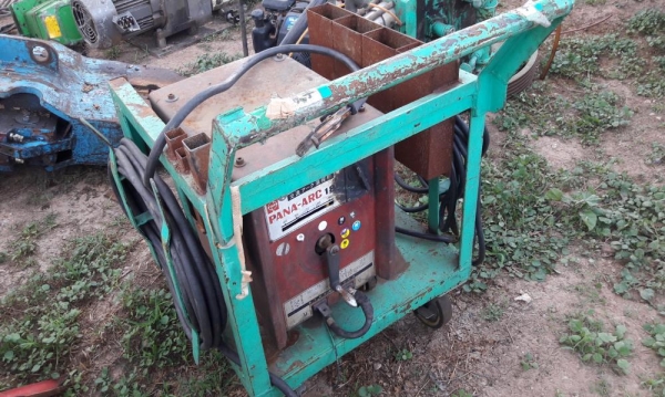 ขาย เครื่องเชื่อมไฟฟ้า ตู้เชื่อม พร้อมสายและ รถเข็น เก่าญี่ปุ่นแท้ สภาพดี