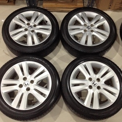 ล้อHonda Jazz 16นิ้ว พร้อมยาง