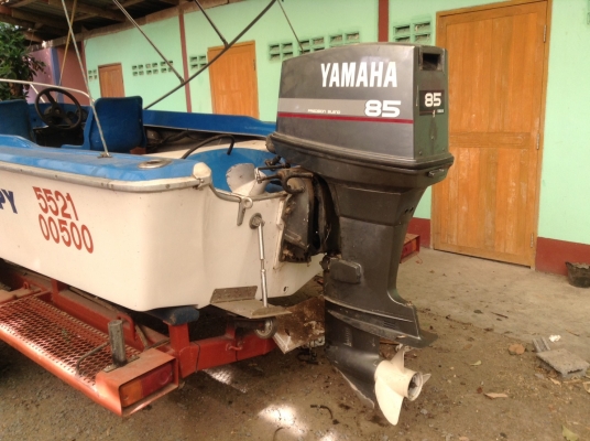 ขายเรือเครื่องYAMAHA85แรงพร้อมแทรลเลอร์ ขายเรือเครื่องYAMAHA85แรงพร้อมแทรลเลอร์