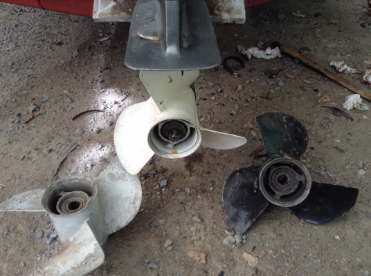 ขายเรือเครื่องYAMAHA85แรงพร้อมแทรลเลอร์ ขายเรือเครื่องYAMAHA85แรงพร้อมแทรลเลอร์