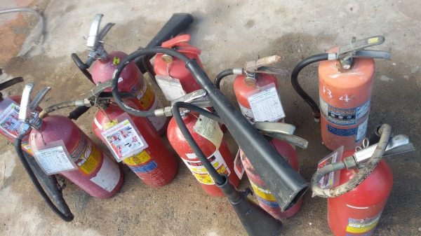 ถังดับเพลิง  ค้างสต๊อก