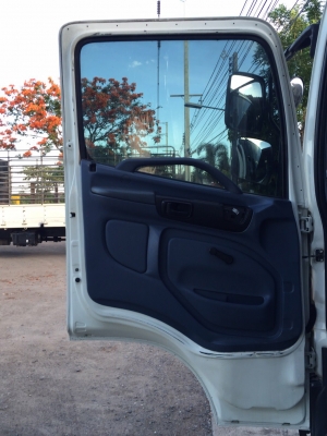 ขายMega145แรงยูโร3จดปี52ตู้แห้ง3บานยาว5.70เมตร ขายMega145แรงยูโร3จดปี52ตู้แห้ง3บานยาว5.70เมตร