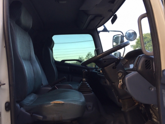 ขายMega145แรงยูโร3จดปี52ตู้แห้ง3บานยาว5.70เมตร ขายMega145แรงยูโร3จดปี52ตู้แห้ง3บานยาว5.70เมตร