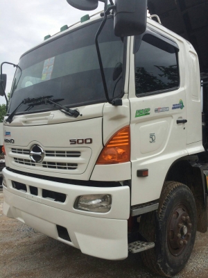 ขาย hino mega  320 ปี 48กะบะสามมิตร  รถสวยหัวขัดเอาไม่ได้เก็บรถ พร้อมใช้งาน ยางเต็มสวยจัดครับ ขายทั้งสด-ผ่อนทำสีแค่กะบะครับ ราคาต่อลองได้ครับ