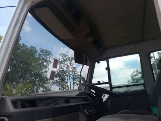 ขาย 550,000 MITSUBICHI หัวลาก Fuso2 เพลา เครื่อง 6D16turbo -220 แรง หัวบาง ยางดี คัสชี รถสวยพร้อมใช้เอกสาร  เล่มพร้อมโอน