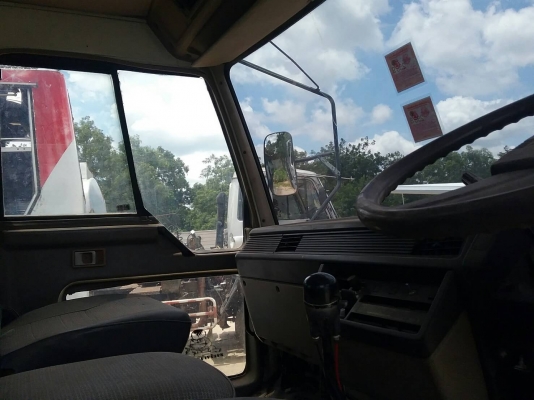 ขาย 550,000 MITSUBICHI หัวลาก Fuso2 เพลา เครื่อง 6D16turbo -220 แรง หัวบาง ยางดี คัสชี รถสวยพร้อมใช้เอกสาร  เล่มพร้อมโอน