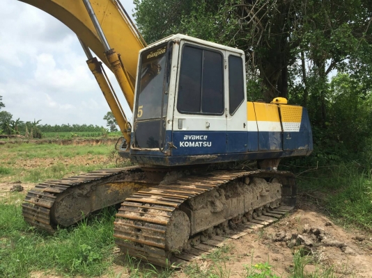 ขาย 595,000 KOMATSU  pc 200-5 เครื่องดี  ปั้มแรง รถสวยพร้อมใช้