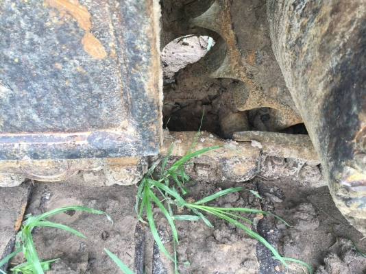 ขาย 595,000 KOMATSU  pc 200-5 เครื่องดี  ปั้มแรง รถสวยพร้อมใช้