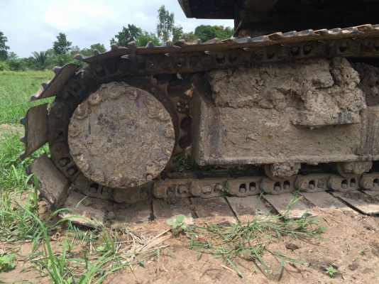 ขาย 595,000 KOMATSU  pc 200-5 เครื่องดี  ปั้มแรง รถสวยพร้อมใช้