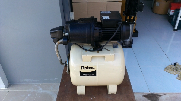 ขายปั้ม FLOTEC 800W