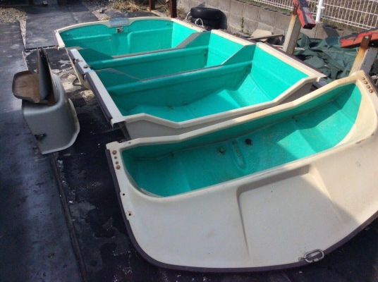 เรือถอดประกอบขนาด 12 ฟุตพร้อมเครื่อง 6 แรง เรือถอดประกอบขนาด 12 ฟุตพร้อมเครื่อง 6 แรง