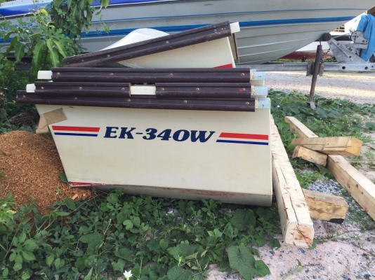 เรือถอดประกอบขนาด 12 ฟุตพร้อมเครื่อง 6 แรง เรือถอดประกอบขนาด 12 ฟุตพร้อมเครื่อง 6 แรง