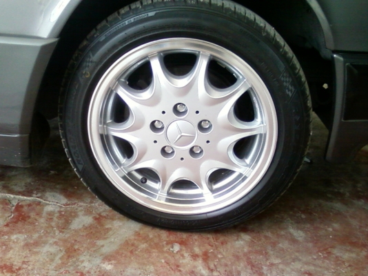 MAX BENZ  5 รู 112 ทำสี ขอบเงางาม (เฉพาะMAX)