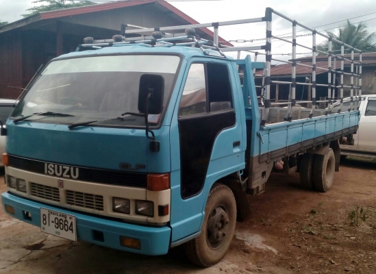 หกล้อ อีซูชุ KS32-115แรง ยาว5 สภาพดีพร้อมใช้งาน ทะเบียนพร้อมโอน